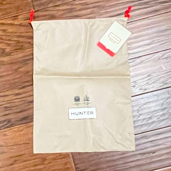 HUNTER DUST BAG FOR ORIGINAL HUNTER WOMEN’S BEACH SANDALS. - Picture 1 of 5